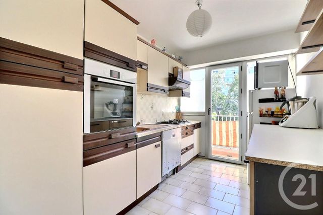 Appartement T2 à vendre - 2 pièces - 55,03 m2 - Frejus - 83 - PROVENCE-ALPES-COTE-D-AZUR
