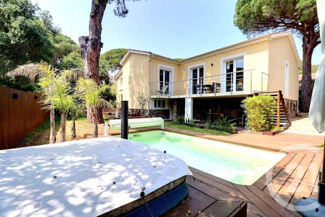 Maison à vendre - 5 pièces - 115 m2 - Frejus - 83 - PROVENCE-ALPES-COTE-D-AZUR