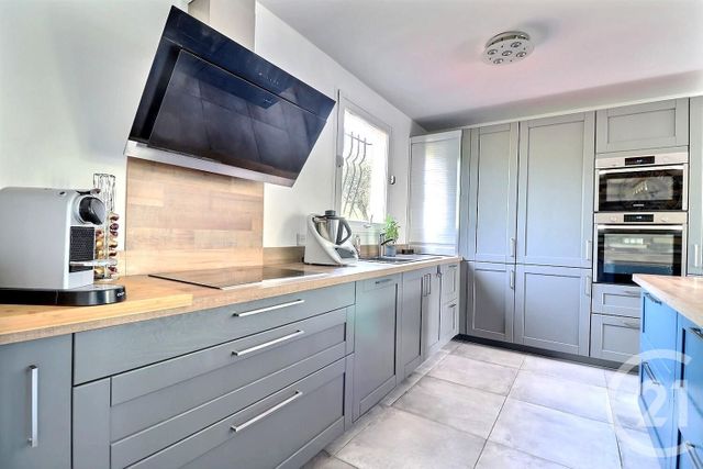 Maison à vendre - 4 pièces - 118 m2 - St Raphael - 83 - PROVENCE-ALPES-COTE-D-AZUR