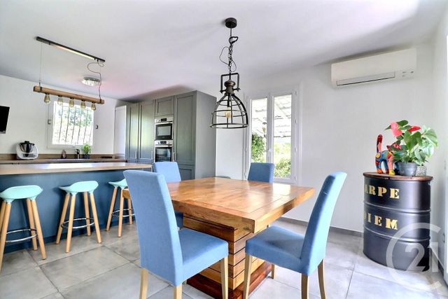 Maison à vendre - 4 pièces - 118 m2 - St Raphael - 83 - PROVENCE-ALPES-COTE-D-AZUR