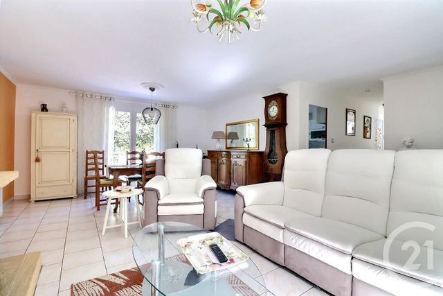 Maison à vendre - 4 pièces - 92 m2 - Frejus - 83 - PROVENCE-ALPES-COTE-D-AZUR