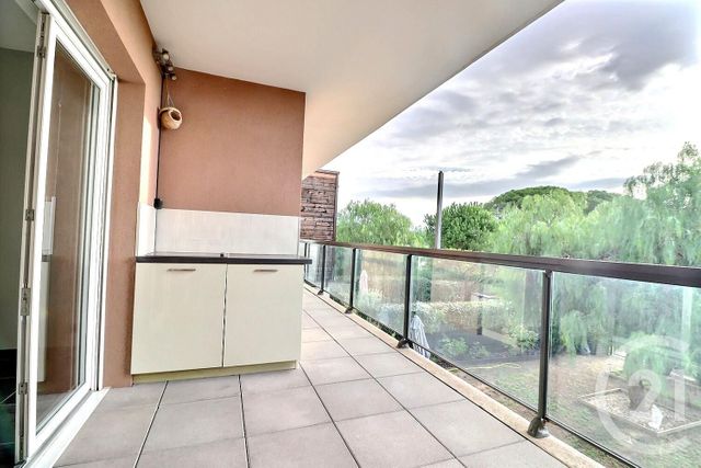 Appartement T3 à vendre - 3 pièces - 63 m2 - Frejus - 83 - PROVENCE-ALPES-COTE-D-AZUR