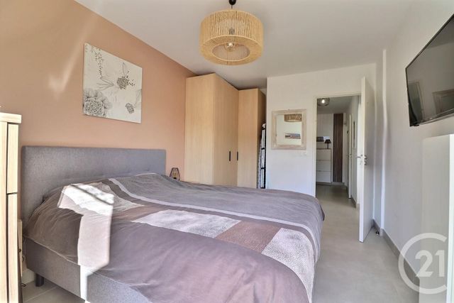 Appartement F3 à vendre - 3 pièces - 61,23 m2 - Frejus - 83 - PROVENCE-ALPES-COTE-D-AZUR