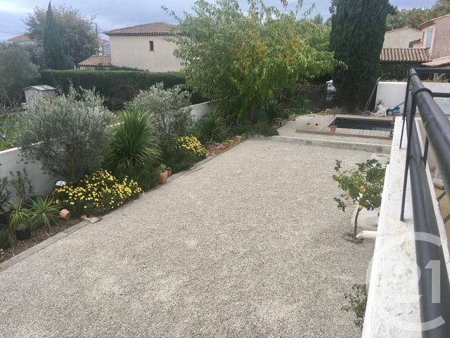 Afficher la photo en grand Maison à vendre - 8 pièces - 200 m2 - Frejus - 83 - PROVENCE-ALPES-COTE-D-AZUR