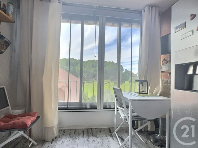 Appartement T3 à vendre - 3 pièces - 69,49 m2 - Frejus - 83 - PROVENCE-ALPES-COTE-D-AZUR