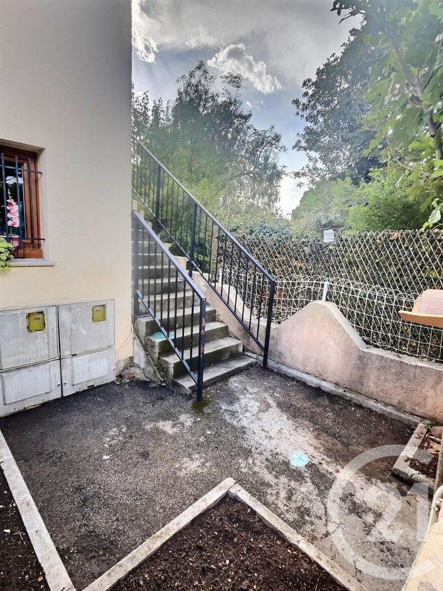 Appartement F3 à vendre - 3 pièces - 63 m2 - Frejus - 83 - PROVENCE-ALPES-COTE-D-AZUR