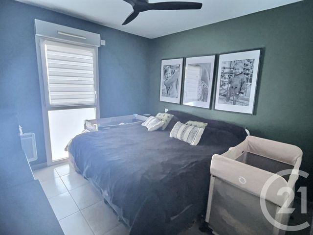 Appartement T3 à vendre - 3 pièces - 63,31 m2 - Frejus - 83 - PROVENCE-ALPES-COTE-D-AZUR