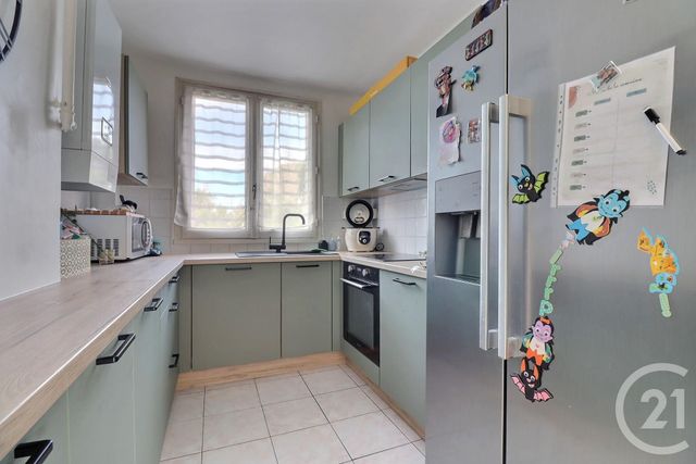 Appartement T4 &agrave; vendre - 4 pi&egrave;ces - 68,19 m2 - St Raphael - 83 - PROVENCE-ALPES-COTE-D-AZUR