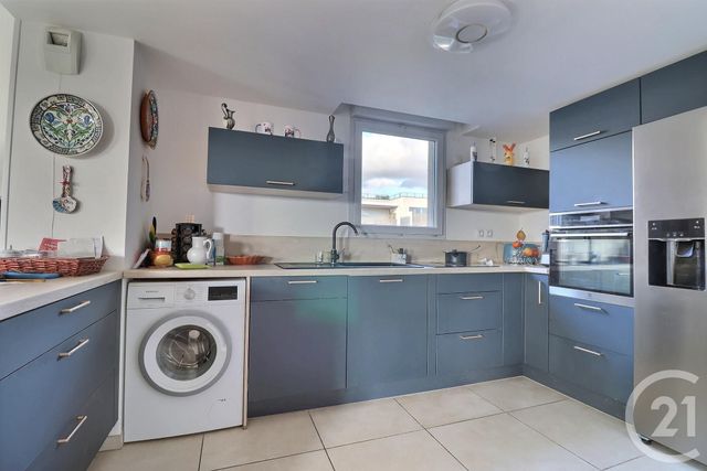 Appartement T4 &agrave; vendre - 4 pi&egrave;ces - 114 m2 - Frejus - 83 - PROVENCE-ALPES-COTE-D-AZUR