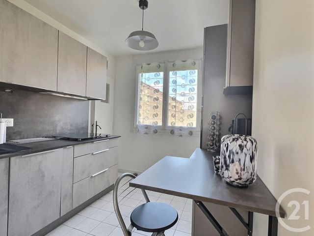 Appartement &agrave; vendre - 4 pi&egrave;ces - 67 m2 - Frejus - 83 - PROVENCE-ALPES-COTE-D-AZUR