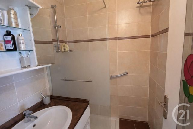 Appartement T2 &agrave; vendre - 2 pi&egrave;ces - 35 m2 - Frejus - 83 - PROVENCE-ALPES-COTE-D-AZUR