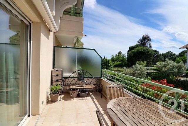 Appartement T3 &agrave; vendre - 3 pi&egrave;ces - 72,42 m2 - Frejus - 83 - PROVENCE-ALPES-COTE-D-AZUR