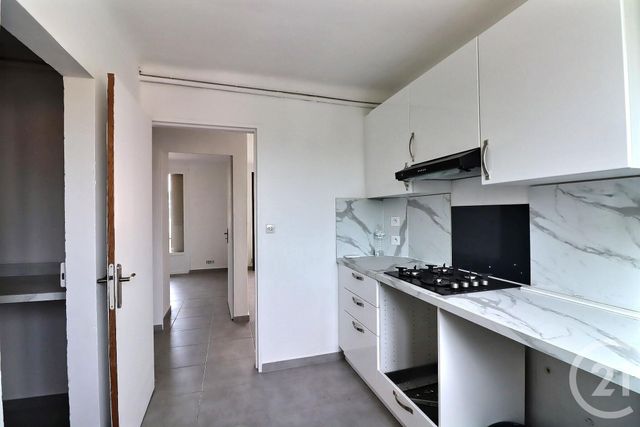 Appartement T4 &agrave; vendre - 71 pi&egrave;ces - 71 m2 - Frejus - 83 - PROVENCE-ALPES-COTE-D-AZUR