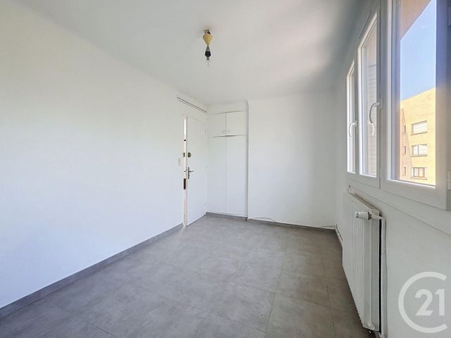 Appartement T4 &agrave; vendre - 71 pi&egrave;ces - 71 m2 - Frejus - 83 - PROVENCE-ALPES-COTE-D-AZUR
