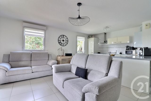 Appartement T4 &agrave; vendre - 4 pi&egrave;ces - 76 m2 - Frejus - 83 - PROVENCE-ALPES-COTE-D-AZUR