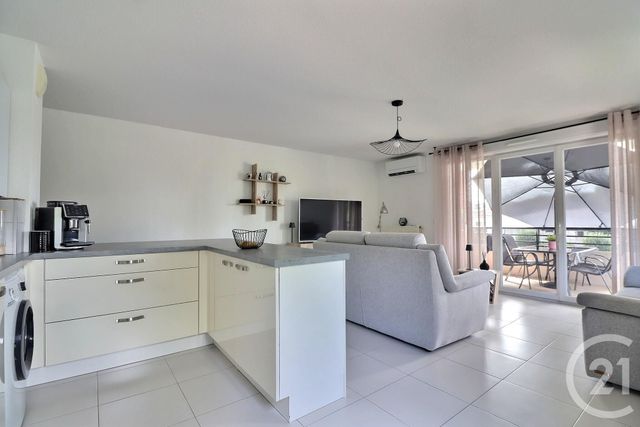 Appartement T4 &agrave; vendre - 4 pi&egrave;ces - 76 m2 - Frejus - 83 - PROVENCE-ALPES-COTE-D-AZUR