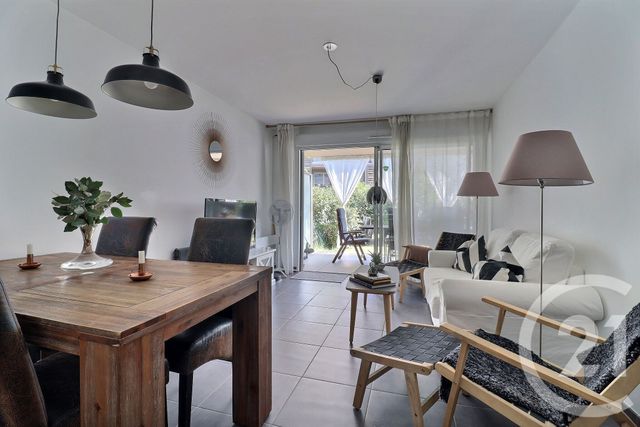 Appartement F3 &agrave; vendre - 3 pi&egrave;ces - 56,46 m2 - Frejus - 83 - PROVENCE-ALPES-COTE-D-AZUR