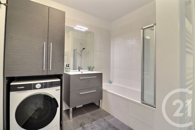 Appartement F3 &agrave; vendre - 3 pi&egrave;ces - 56,46 m2 - Frejus - 83 - PROVENCE-ALPES-COTE-D-AZUR