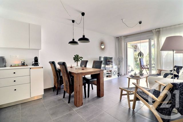 Appartement F3 &agrave; vendre - 3 pi&egrave;ces - 56,46 m2 - Frejus - 83 - PROVENCE-ALPES-COTE-D-AZUR