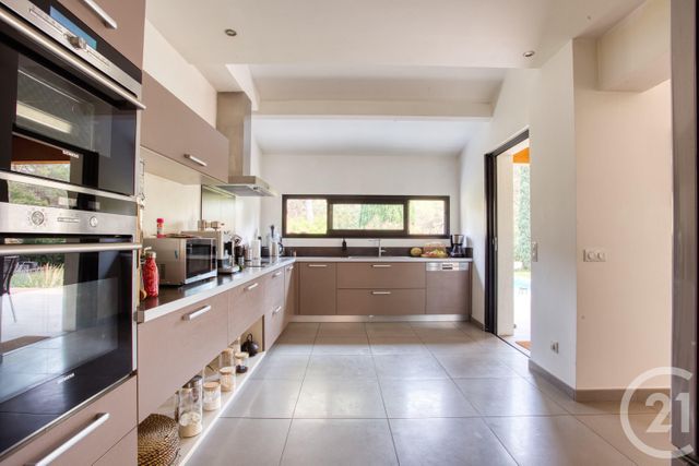 Maison &agrave; vendre - 6 pi&egrave;ces - 200 m2 - Puget Sur Argens - 83 - PROVENCE-ALPES-COTE-D-AZUR
