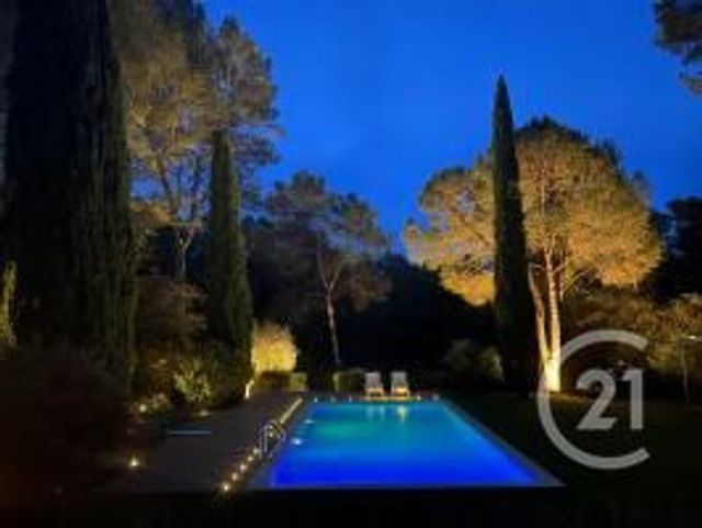 Maison &agrave; vendre - 6 pi&egrave;ces - 200 m2 - Puget Sur Argens - 83 - PROVENCE-ALPES-COTE-D-AZUR