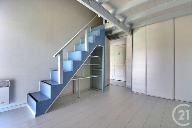 Appartement T4 &agrave; vendre - 4 pi&egrave;ces - 82,88 m2 - St Raphael - 83 - PROVENCE-ALPES-COTE-D-AZUR