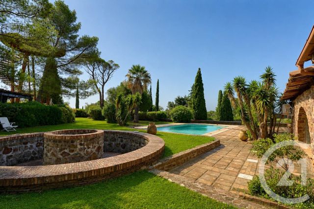 Maison &agrave; vendre - 12 pi&egrave;ces - 500 m2 - Frejus - 83 - PROVENCE-ALPES-COTE-D-AZUR