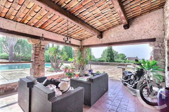 Maison &agrave; vendre - 12 pi&egrave;ces - 500 m2 - Frejus - 83 - PROVENCE-ALPES-COTE-D-AZUR