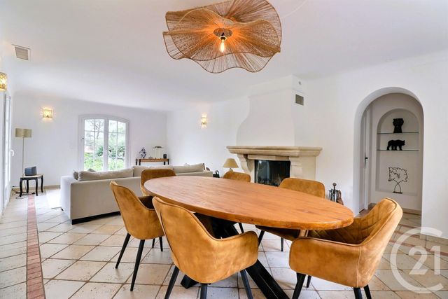 Maison &agrave; vendre - 4 pi&egrave;ces - 130,18 m2 - Frejus - 83 - PROVENCE-ALPES-COTE-D-AZUR