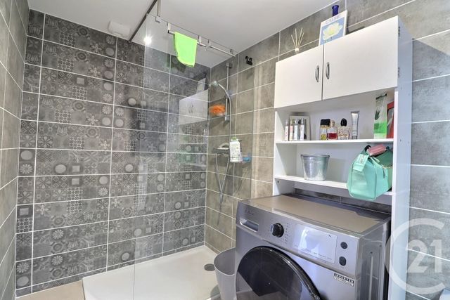 Appartement T4 &agrave; vendre - 4 pi&egrave;ces - 104,33 m2 - Frejus - 83 - PROVENCE-ALPES-COTE-D-AZUR